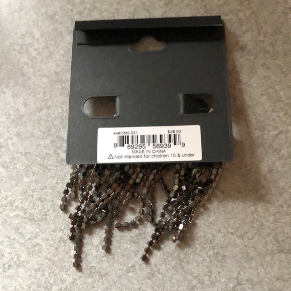 Steve Madden Gunmetal Tone V Drop Earrings With Crystal Fringe Accents NWT - Picture 10 of 10